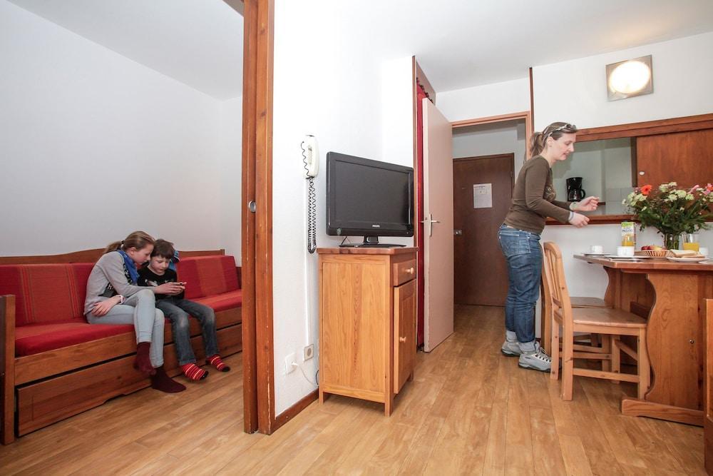 Residence Odalys Le Hameau Du Borsat ティニュ エクステリア 写真
