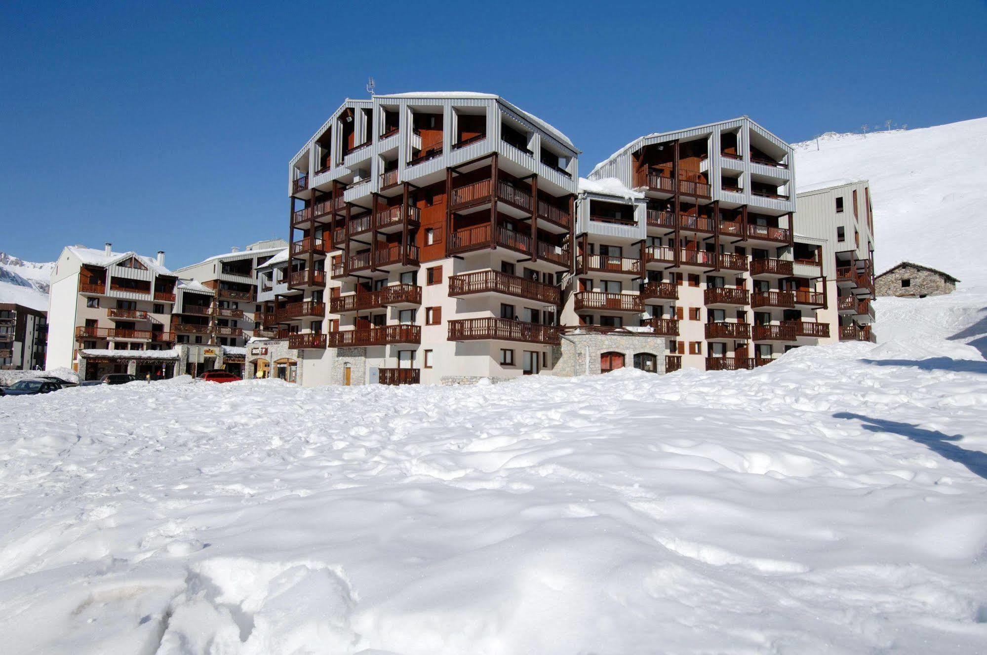 Residence Odalys Le Hameau Du Borsat ティニュ エクステリア 写真