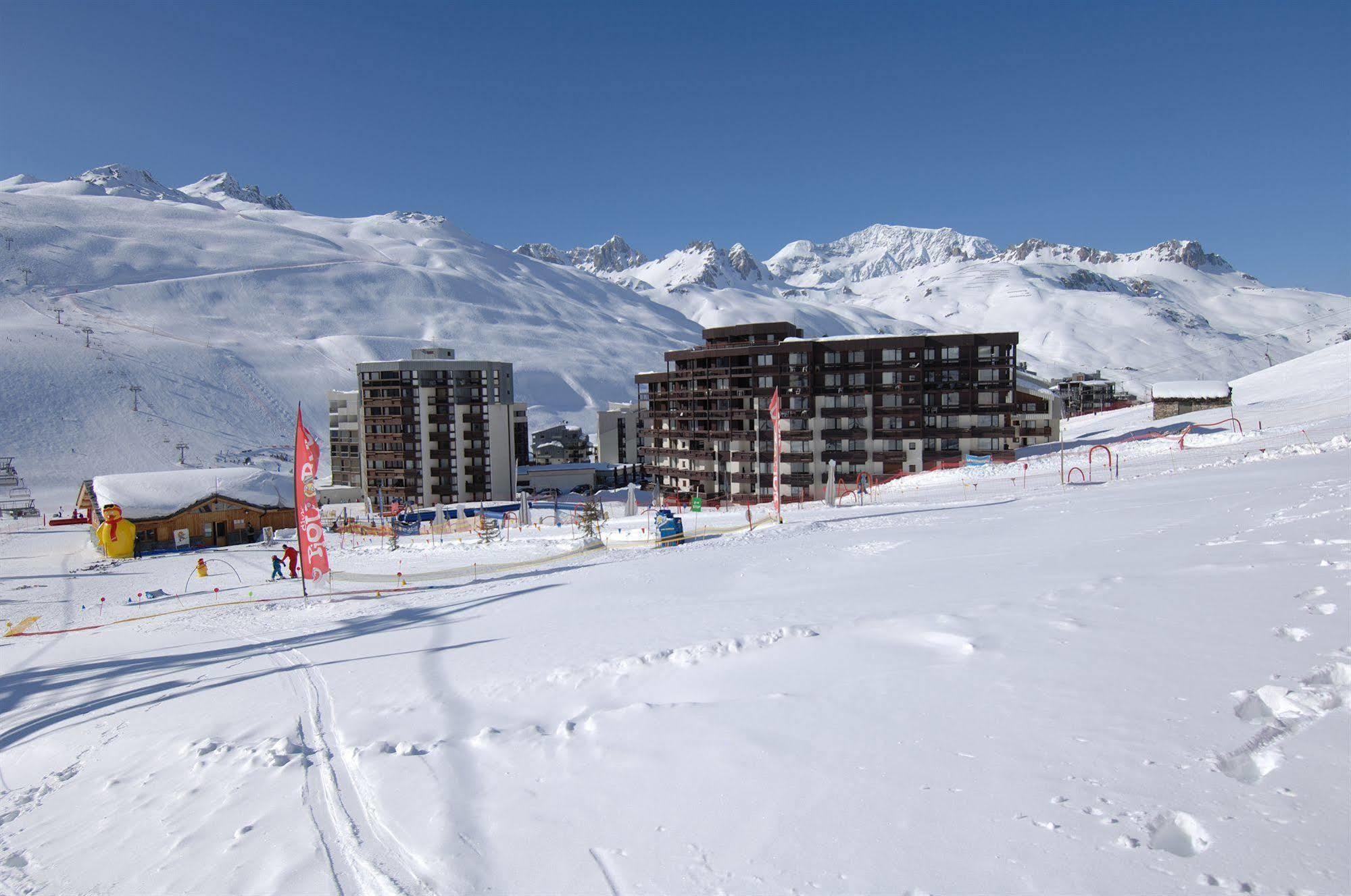 Residence Odalys Le Hameau Du Borsat ティニュ エクステリア 写真