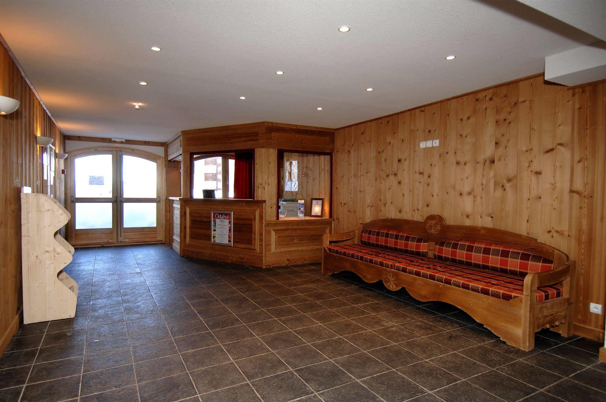 Residence Odalys Le Hameau Du Borsat ティニュ エクステリア 写真