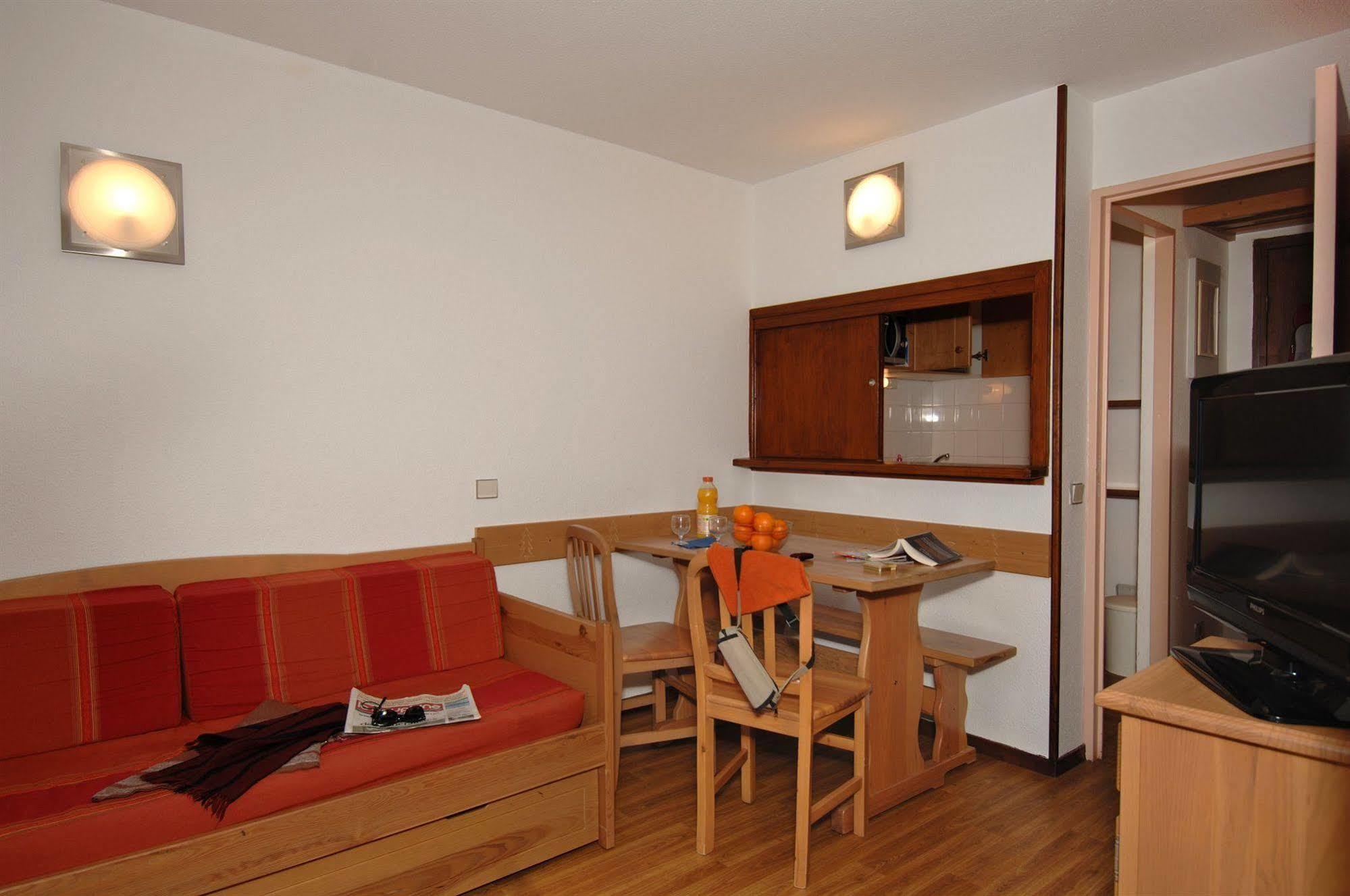 Residence Odalys Le Hameau Du Borsat ティニュ エクステリア 写真