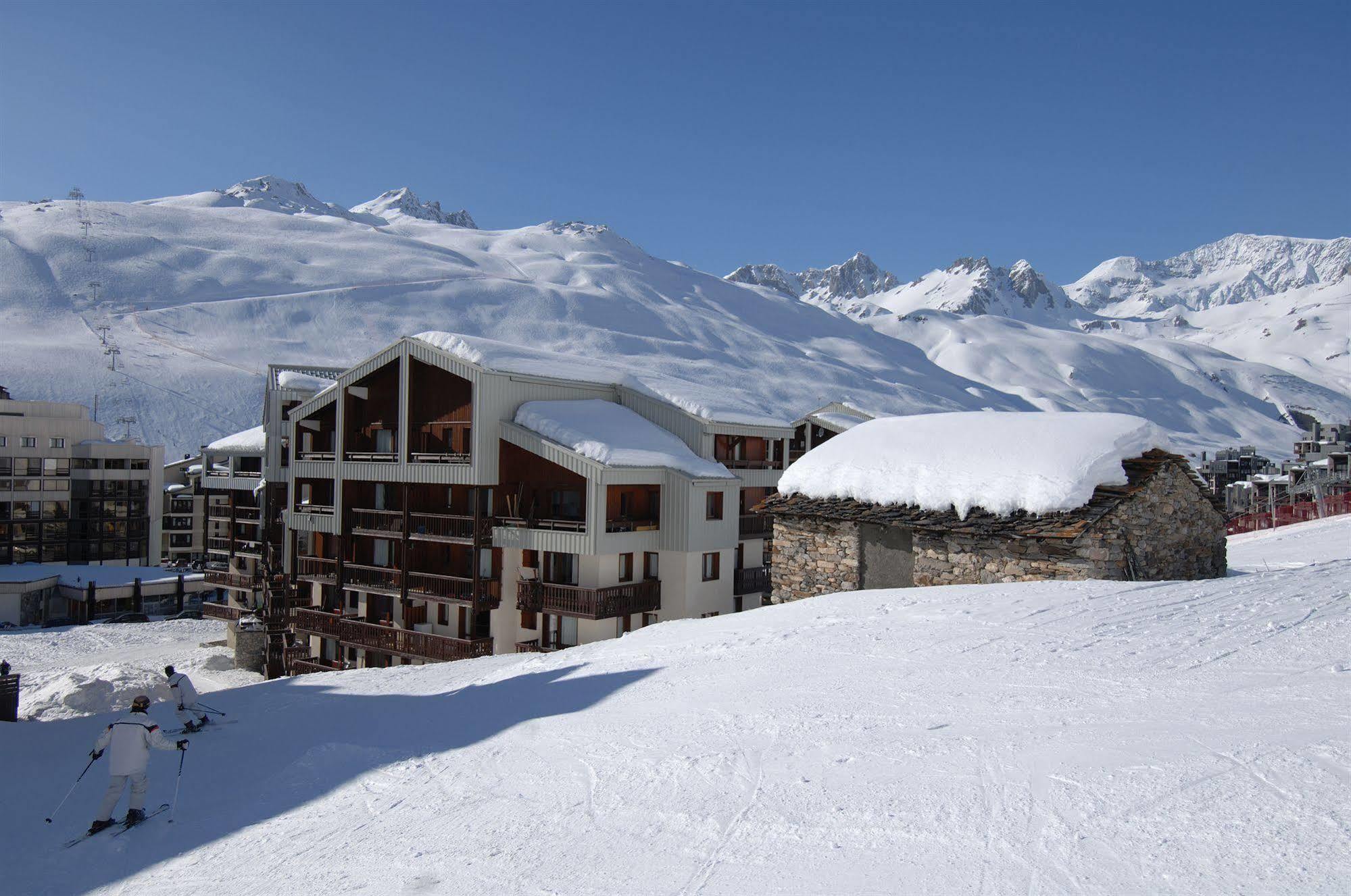 Residence Odalys Le Hameau Du Borsat ティニュ エクステリア 写真